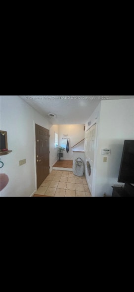 Building Photo - 6 Lincoln Heights