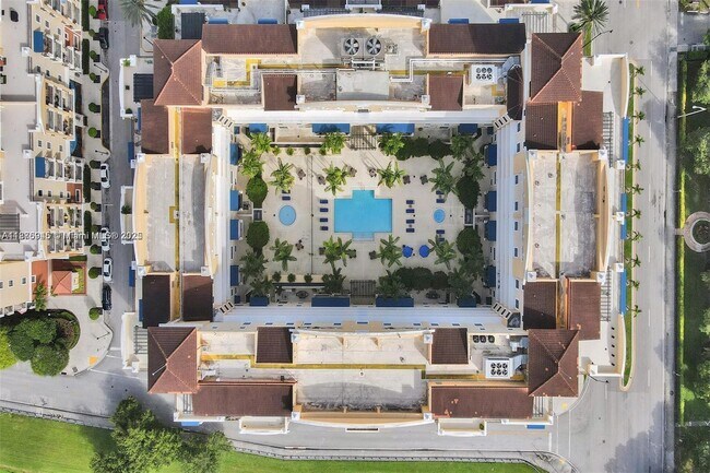 Building Photo - 8390 SW 72nd Ave