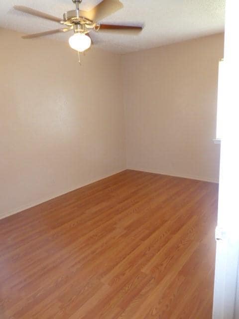 Building Photo - 409 Cliff Dr