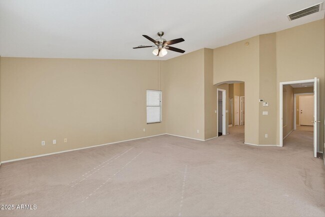 Building Photo - 8611 W Alex Ave