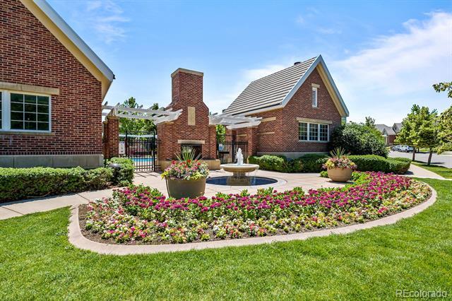 Building Photo - 11 Sommerset Cir