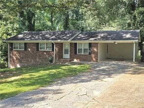 Building Photo - 3350 Scott Dr
