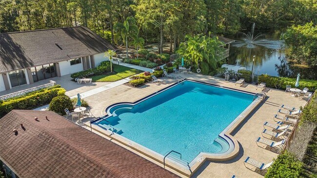 Building Photo - 600 Summerhill Ct