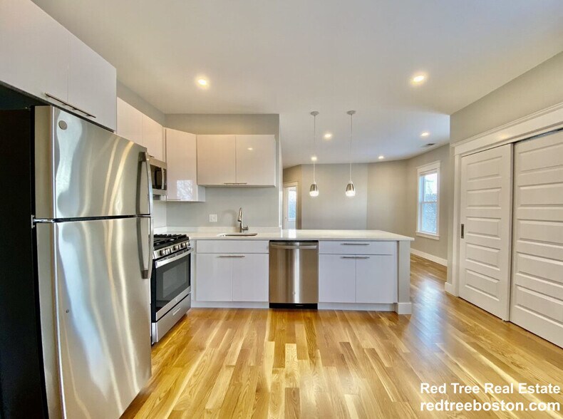 Building Photo - 167 Hampshire St