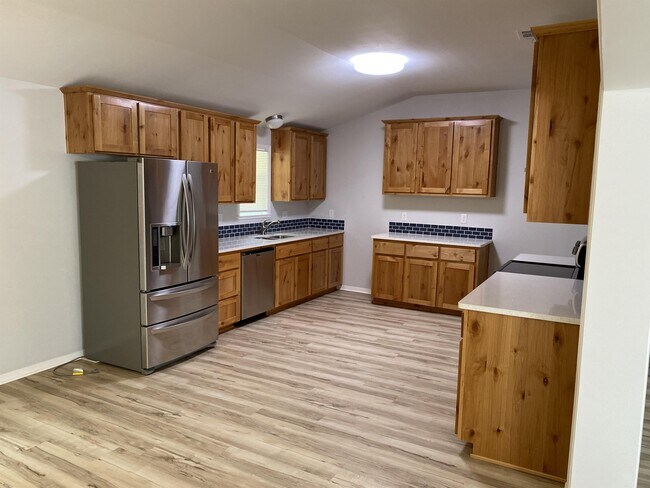 Building Photo - 316 Slawson Ln