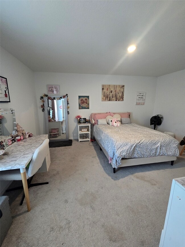 Building Photo - 22559 Serviceberry Br Ct