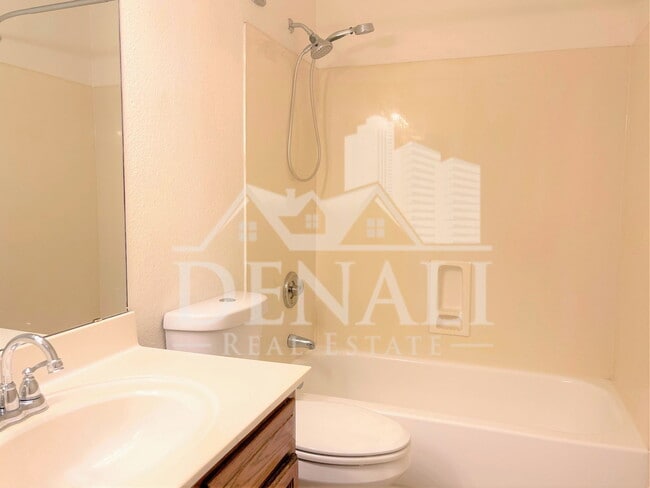 Building Photo - 5093 W Whitten St