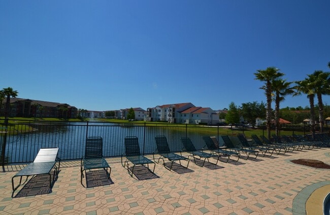 Building Photo - 1/1 Condo in Villas Del Sol ~ Gated Comm w/ Resort-Style Amenities!