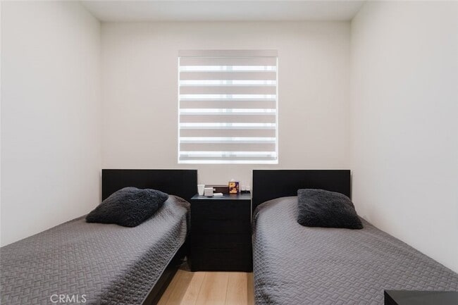 Building Photo - 13540 Hamlin St