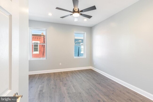 Building Photo - 1312 W Seltzer St