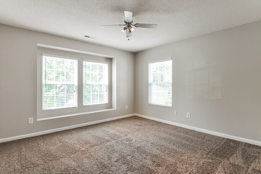 Building Photo - 144 Georgetowne Dr