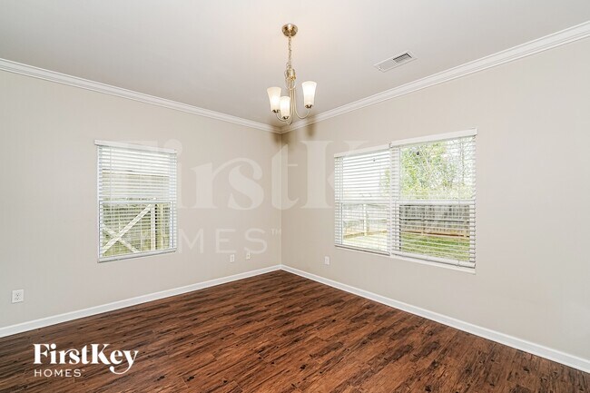 Building Photo - 5069 Bella Ct