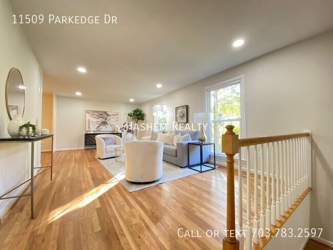 Building Photo - 11509 Parkedge Dr