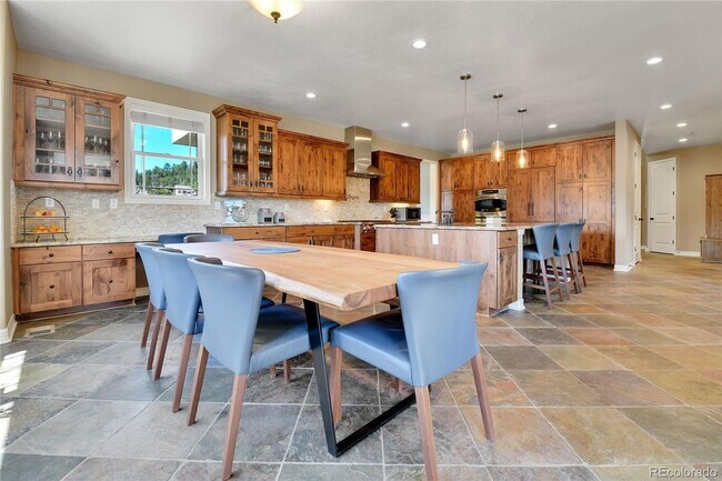 Building Photo - Spacious Colorado Luxury Home with 3-Car Garage, Outdoor Living & Scenic Wildlife