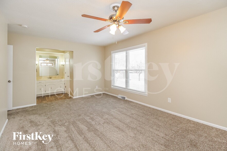 Building Photo - 10002 NW 67 St