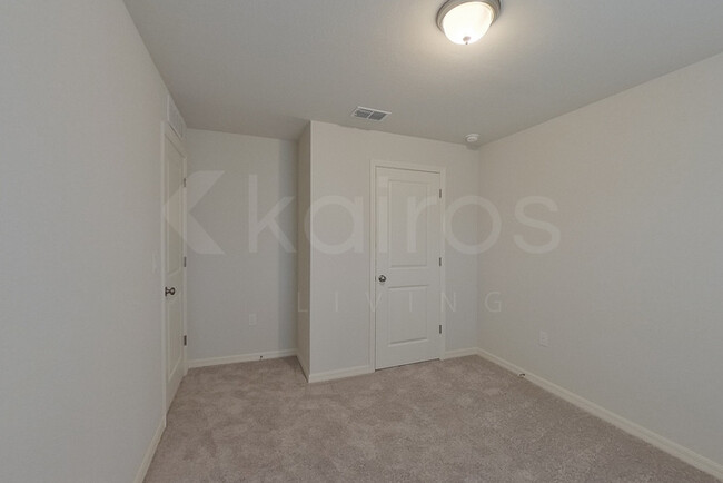 Building Photo - 7159 Meroni Blvd