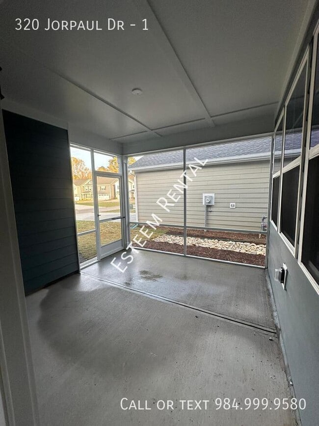 Building Photo - 320 Jorpaul Dr