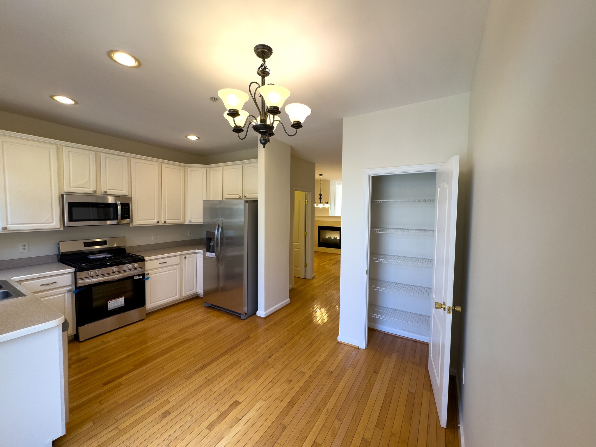 Building Photo - 8010 Pennington Dr