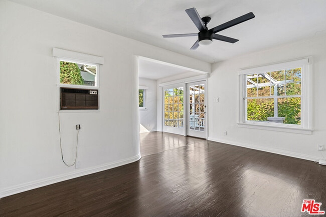 Building Photo - 4920 Marathon St