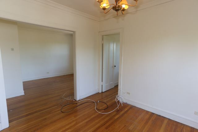 Building Photo - 4216 N Clark St