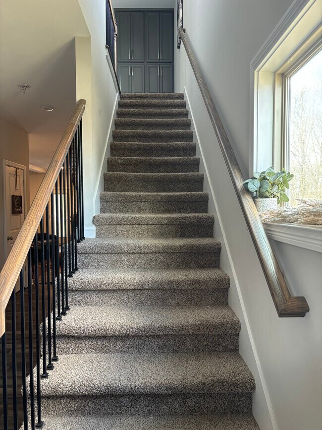 Stairs to second floor - 1086 Spicer Dr