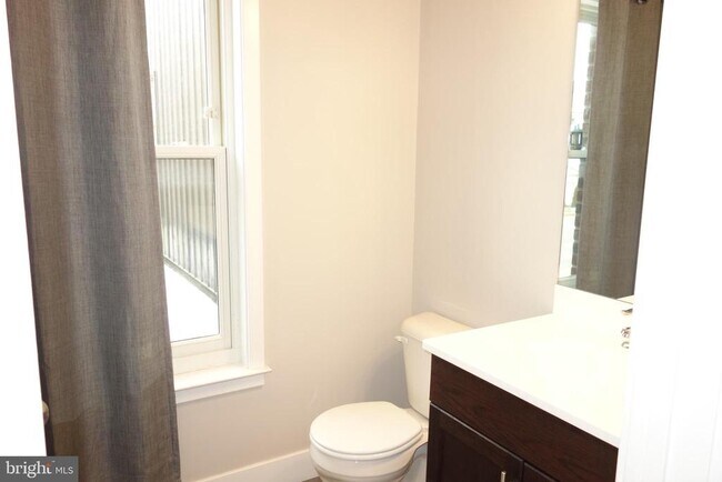 Building Photo - 228 S Mill Rd