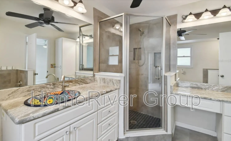 Building Photo - 16806 Rolling Rock Dr