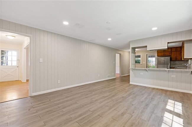Building Photo - 3269 Pamlico Dr SW