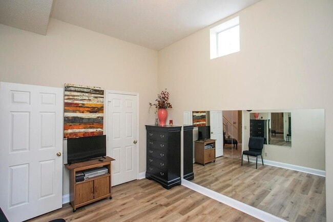 Building Photo - 1508 Clover Ct