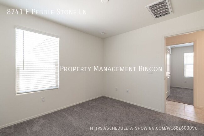 Building Photo - 8741 E Pebble Stone Ln