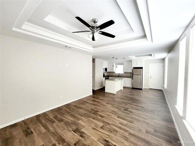 Building Photo - 12 Taxco Ct