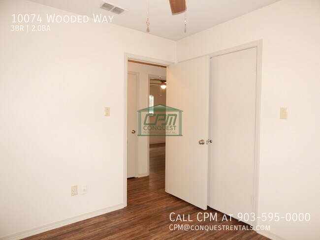 Building Photo - 10074 Wooded Way