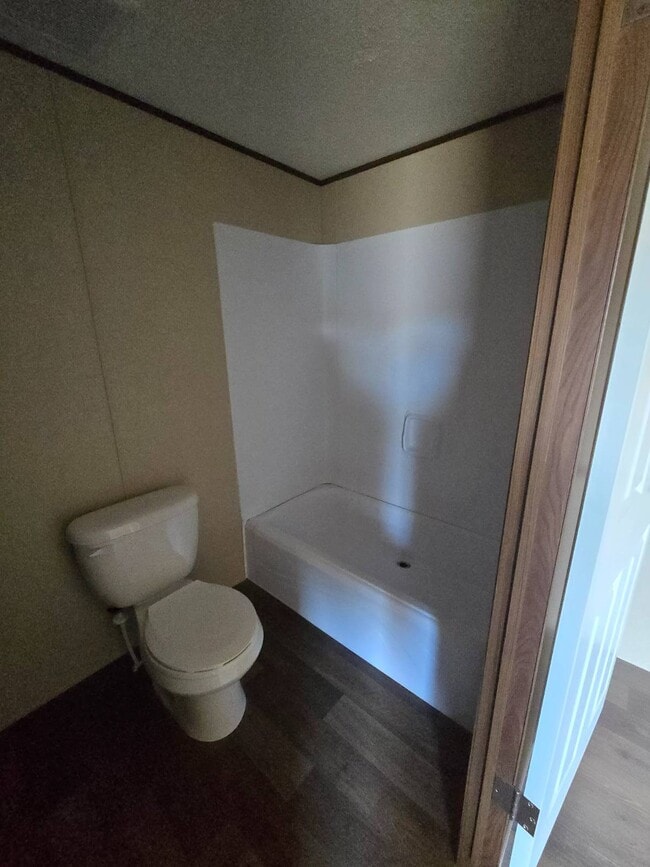 Building Photo - 6500 Mccrary Rd Ext