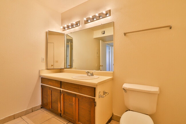 Building Photo - 21632 N 23rd Ave