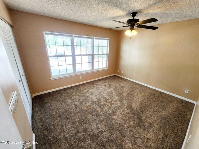 Building Photo - 229 Kettering Ct