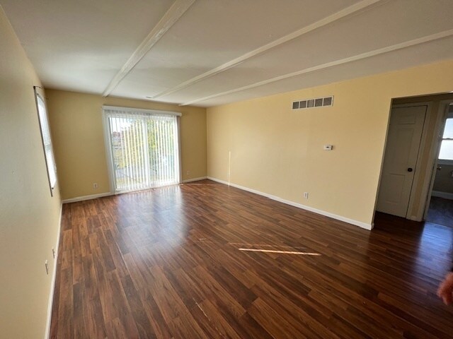 Building Photo - 2019 Oak St