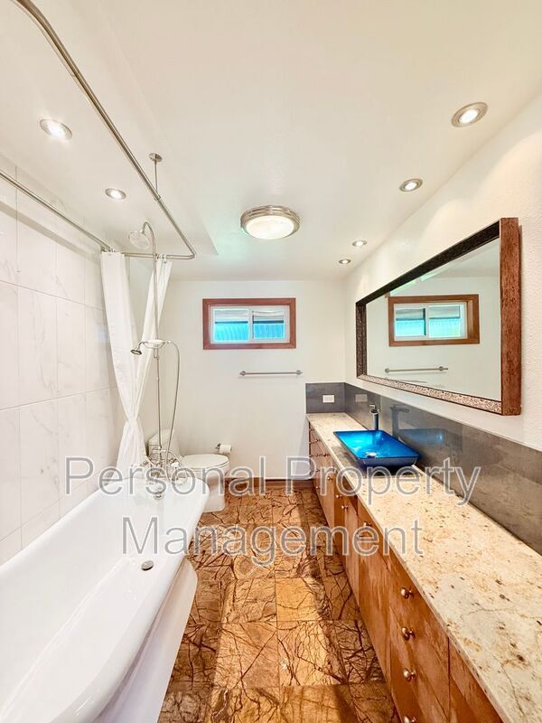 Building Photo - 1308 NW 50th St