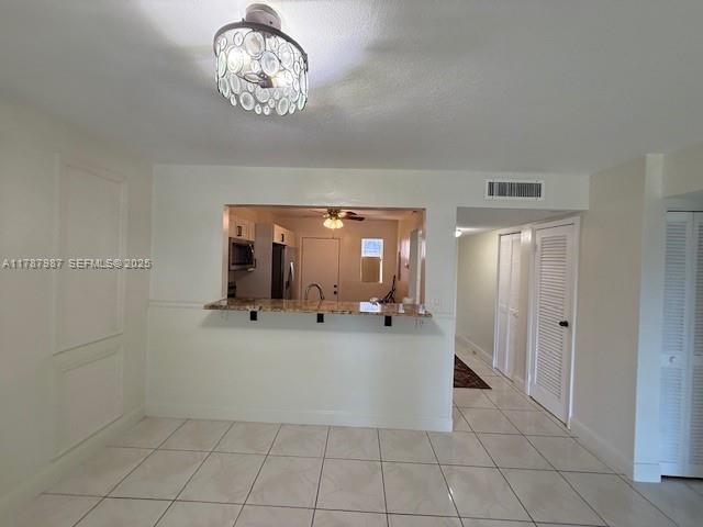 Building Photo - 6101 N Falls Cir Dr