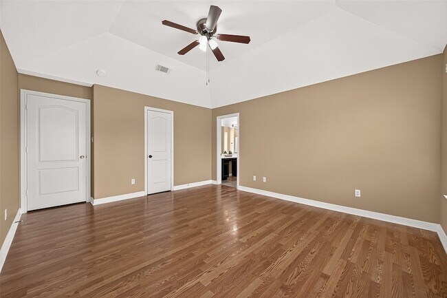 Building Photo - 4011 Alexis Cir
