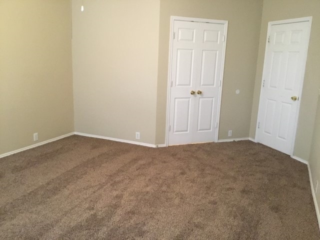 Building Photo - 4008 Double Oak Dr