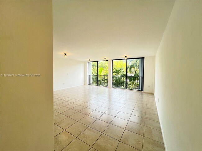 Building Photo - 155 Sunrise Dr