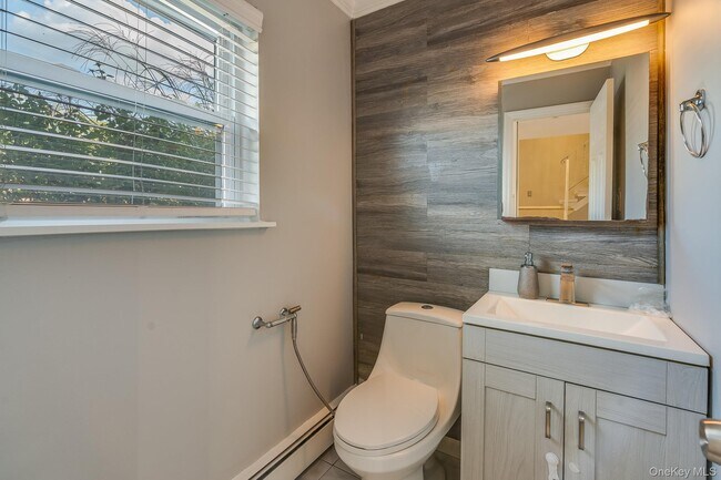 Building Photo - 23 Alpine Dr