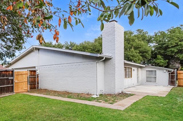 Building Photo - 1514 Carnation Dr