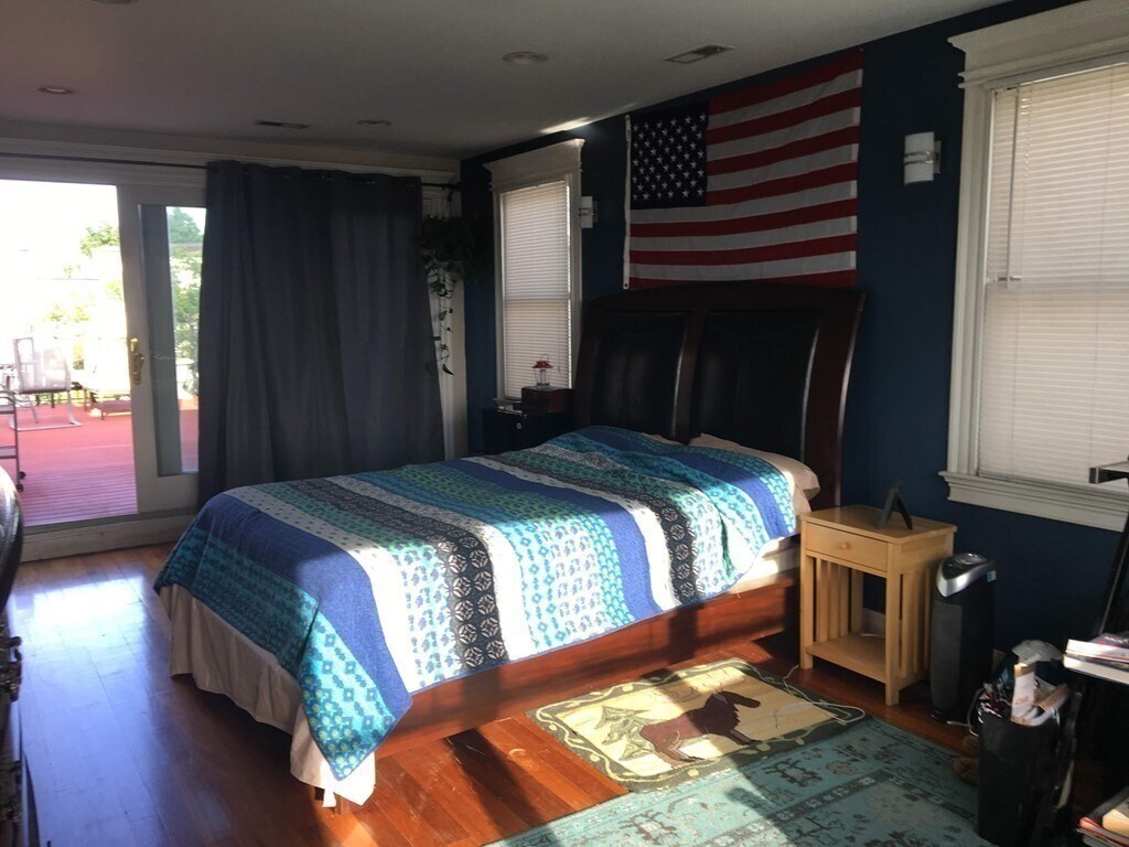 Building Photo - 536 Dorchester Ave