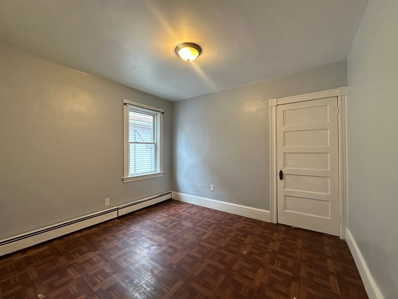 Building Photo - 41 Carolina Ave