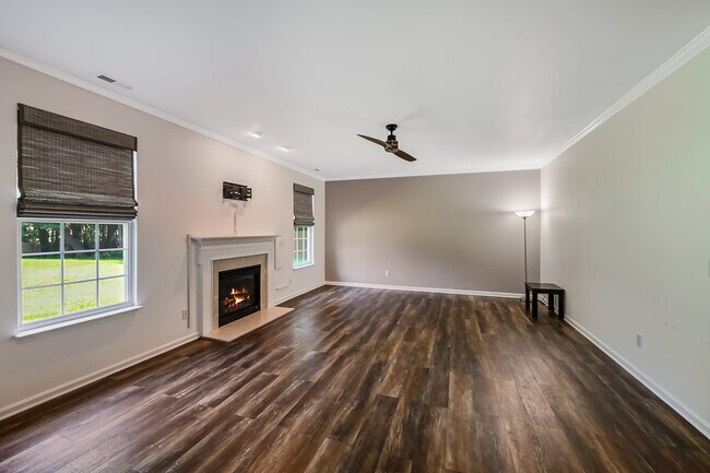 Building Photo - 12420 Tetons Ct