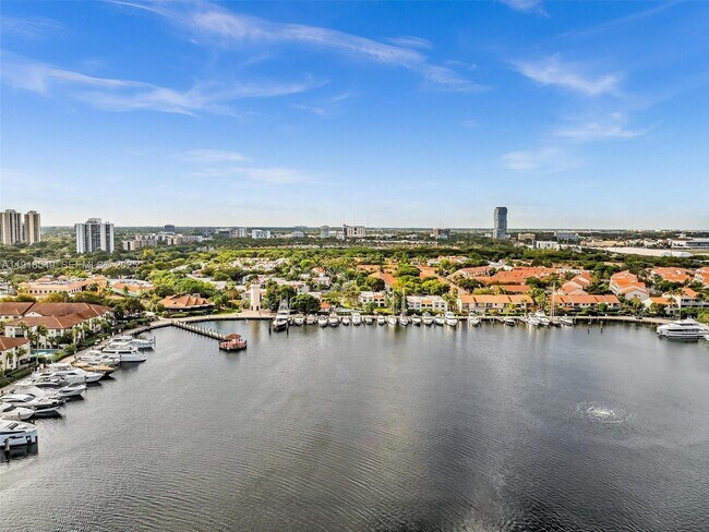 Building Photo - 3558 Magellan Cir