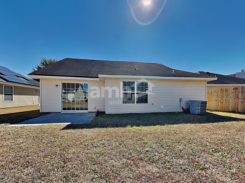 Building Photo - 64 Cordage Cir