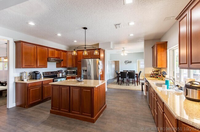Building Photo - 14593 Drafthorse Ln