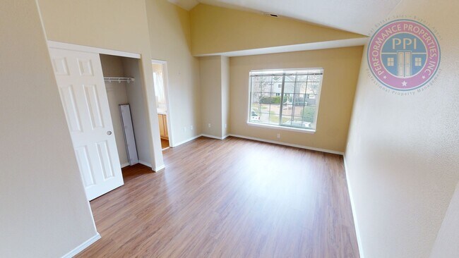 Building Photo - Beaverton - Two En-Suites! LVT Plank Flooring, No Carpet